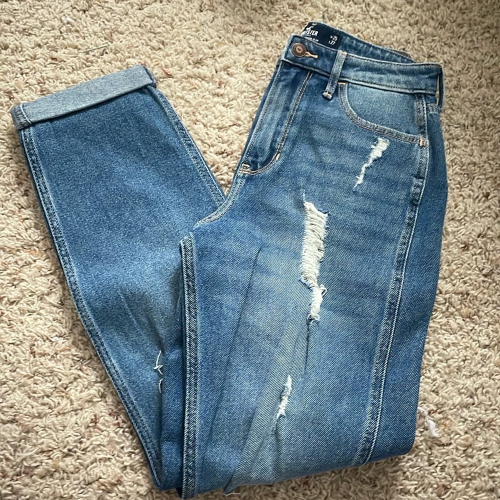 Ultra high rise mom Jean